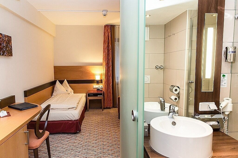 Bathroom 3