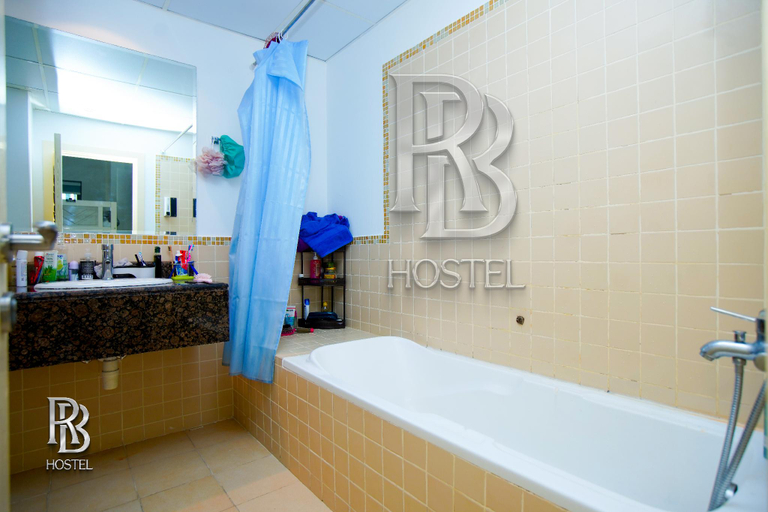 Bathroom, RB Hostel JBR, Dubai