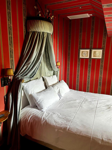 Bedroom 2, Hotel le Manoir du Soldat, Moselle
