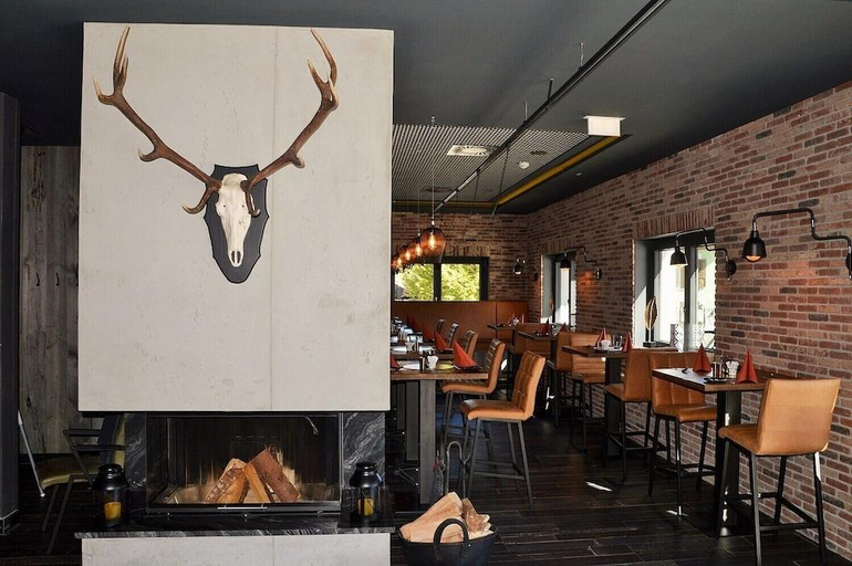 Food & Drinks 5, Herz3 Hotel Bar Restaurant Trattoria, Zell am See