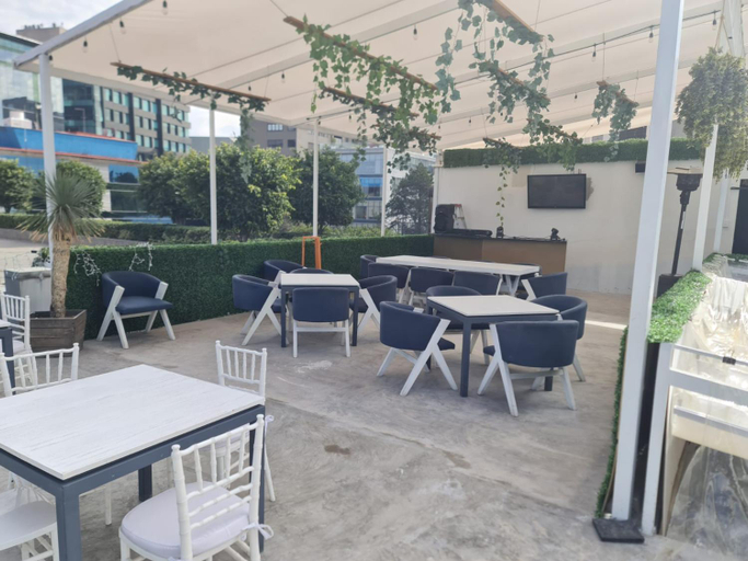 Food & Drinks 5, Suites Arboleda 215, Mexico City