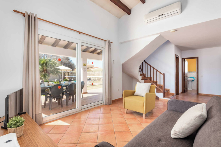 Others 3, Villa Aguasol, Baleares