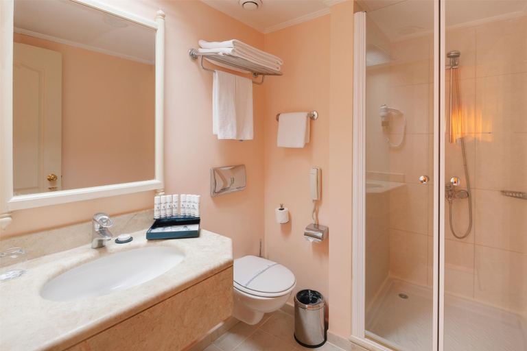 Bathroom 5, Kremlin Palace - All inclusive, Antalya