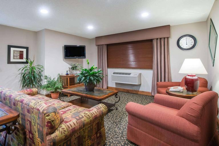 Public Area 2, Super 8 by Wyndham Clearfield, Clearfield