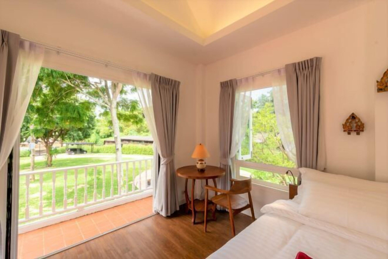 Bedroom 3, Phi Private Villa: Luxury 4 beds Riverside & Pool: Near old townBreakfast, Laundry, Free pickup, Muang Chiang Mai