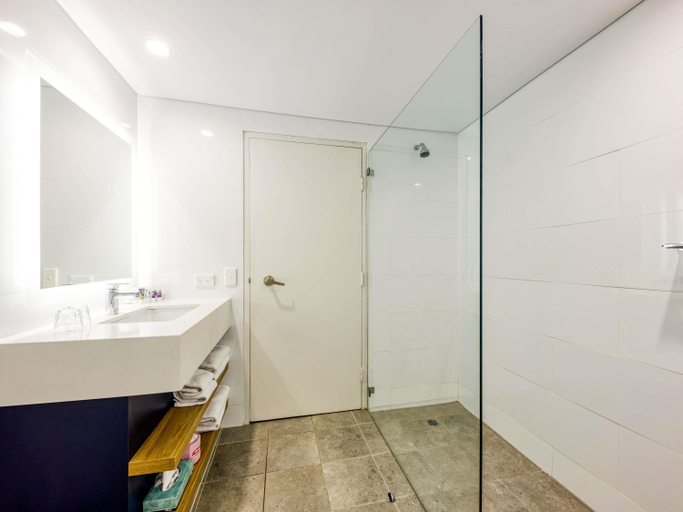 Bathroom 6