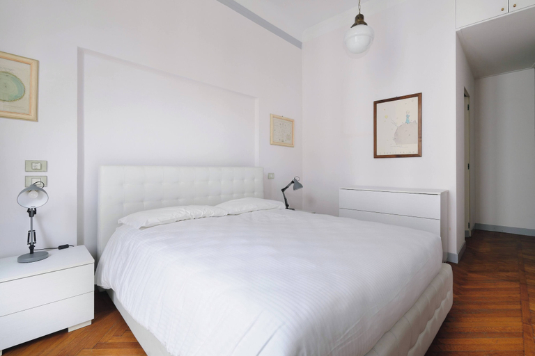 Others 5, Deluxe flat near City Centre, Milano