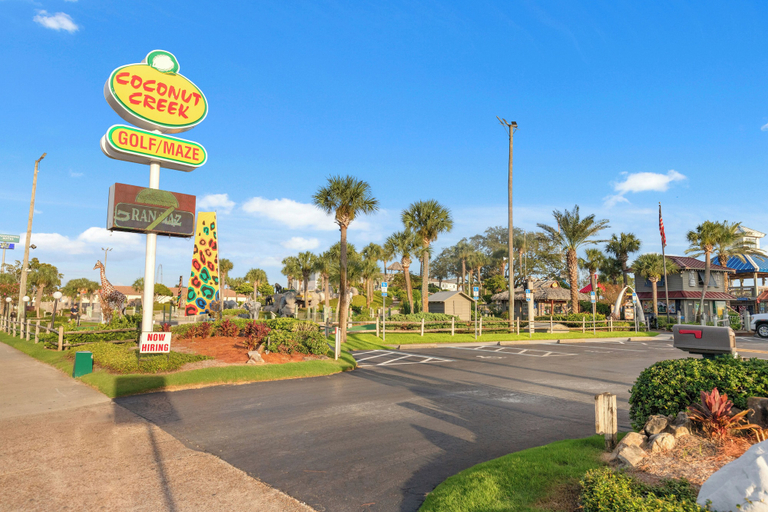Others 5, One More Round! 3BR 3BA Sleeps 10! 11 Pools! Golf Courses! Tennis Courts!, Bay