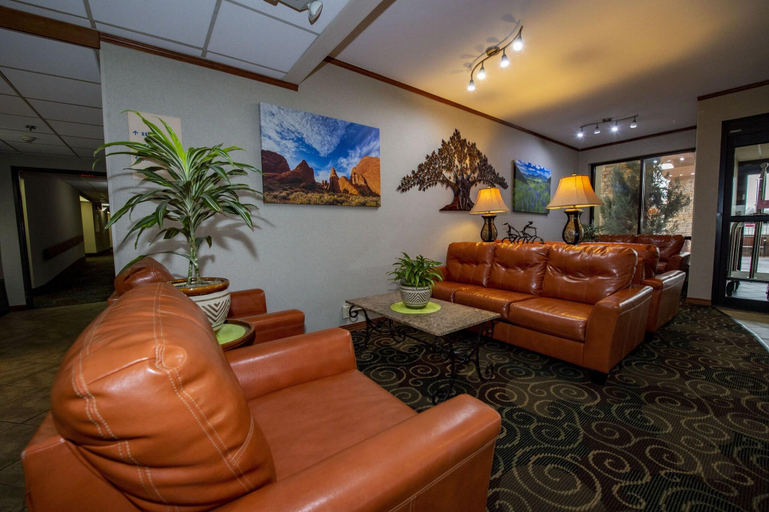 Public Area 2, Quality Inn Colorado Springs South, El Paso