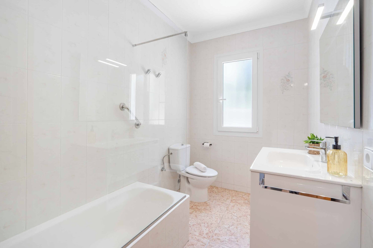 Others 5, Villa Can Biel, Baleares