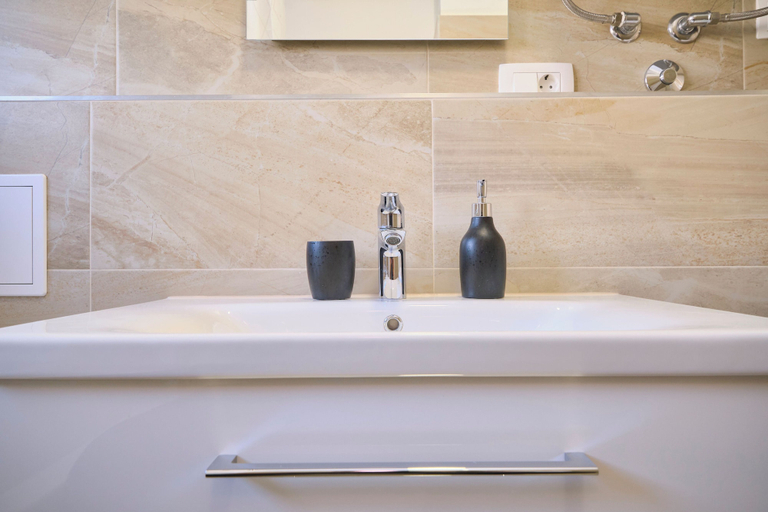 Bathroom 3, LAV Central Apartment by Litto, Split