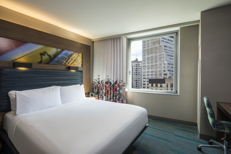 Bedroom 3, Aloft by Marriott Manhattan Downtown - Financial District, New York