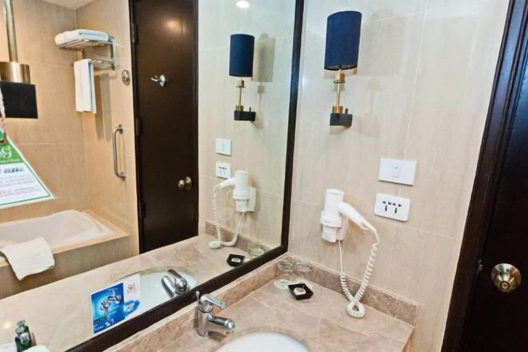 Bathroom 21