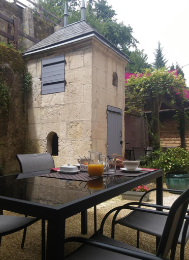 Others 5, Les Trois Fontaines, Vienne