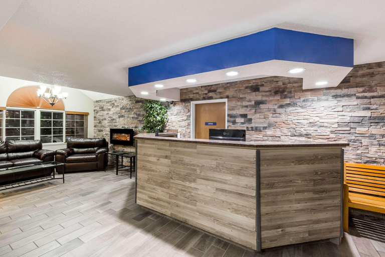 Public Area 3, Microtel Inn & Suites by Wyndham Sioux Falls, Minnehaha