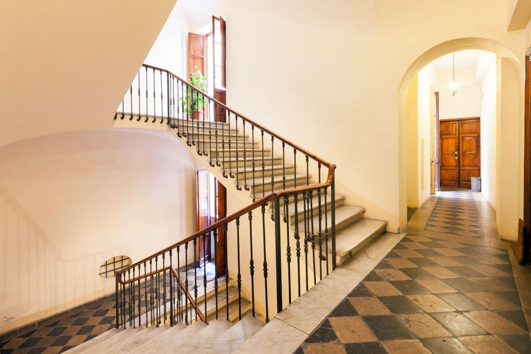 Public Area 2, Banco 19 B B, Rome