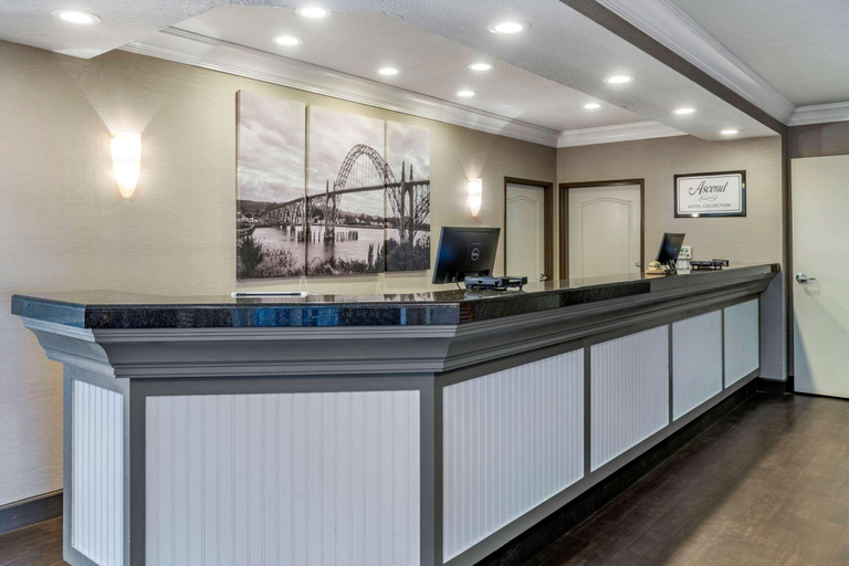 Public Area 3, Elizabeth Oceanfront Suites, an Ascend Collection Hotel, Lincoln