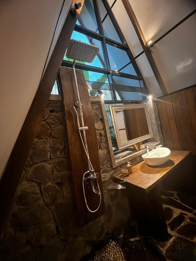 Bathroom 17