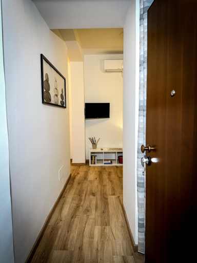 Others 2, Da Rossella, Roma