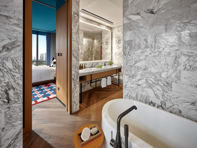 Bathroom 7