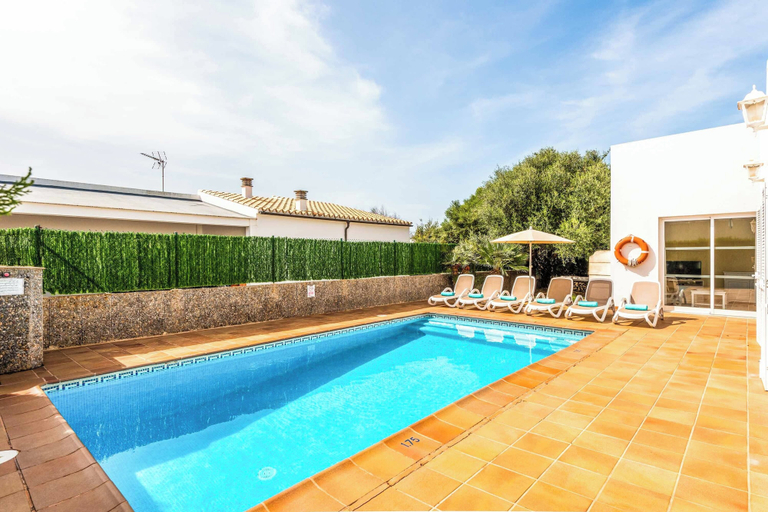 Others 5, Villa Lucia, Baleares