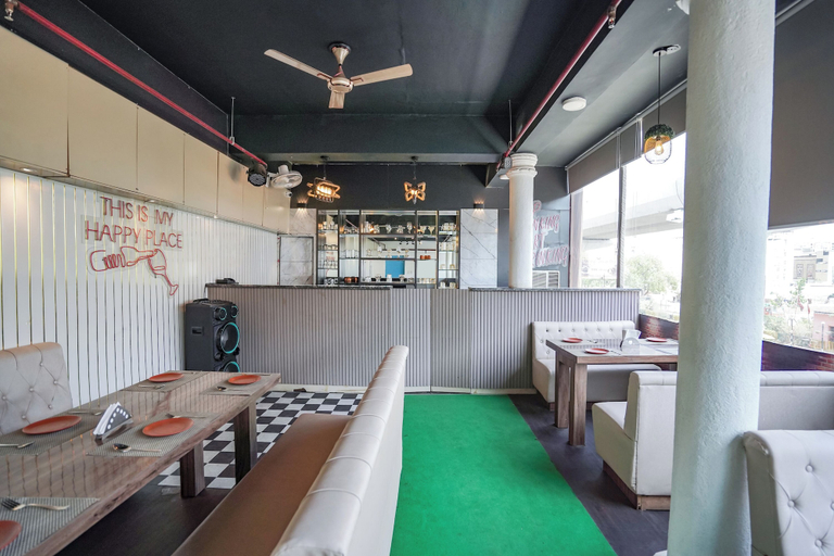 Food & Drinks 5, OnlyStay Luxe House Agra, Agra
