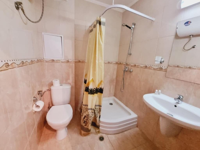 Bathroom 4, Lazur Apartments, Nesebar