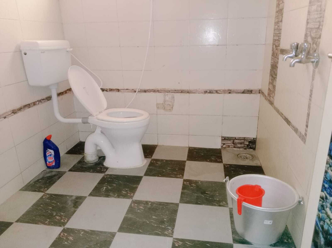 Others 2, Square & Dormitory Stays, Tirunelveli