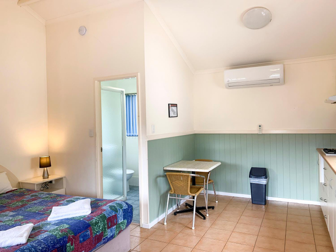 Bedroom 2, Riverview Tourist Park, Augusta-Margaret River