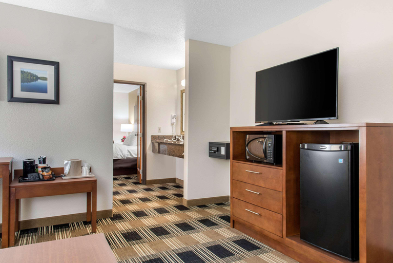 Others 5, Quality Inn Rochester Area, Olmsted