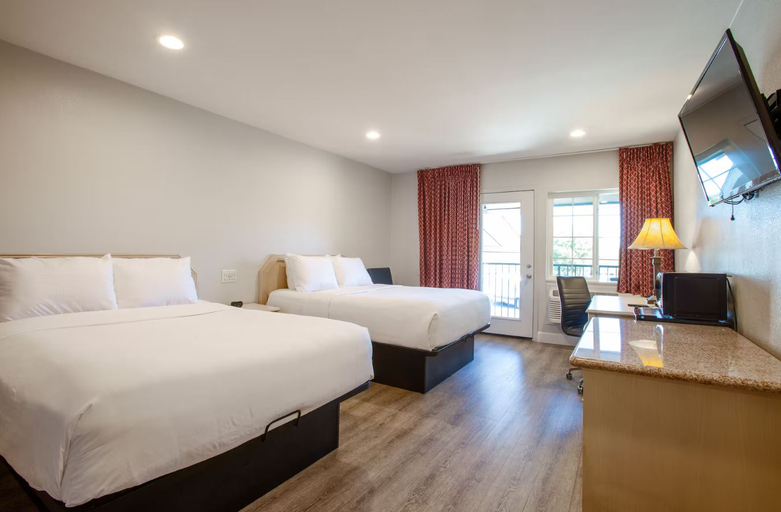 Bedroom 3, Hotel Elev8 Flagstaff Trademark Col By Wyndham, Coconino