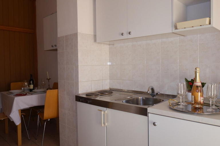 Others 2, Apartments Jure with Sea View, Dugi Rat