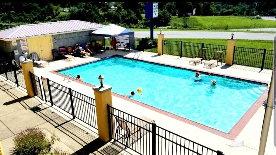 Sport & Beauty 5, Executive Inn Scottsville, Allen