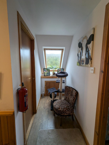 Others 4, Riverview B&B, Highland