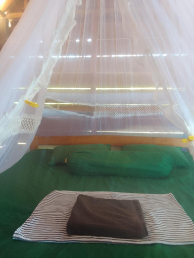 Bedroom 2, Homestay Tapor Aikos, Raja Ampat