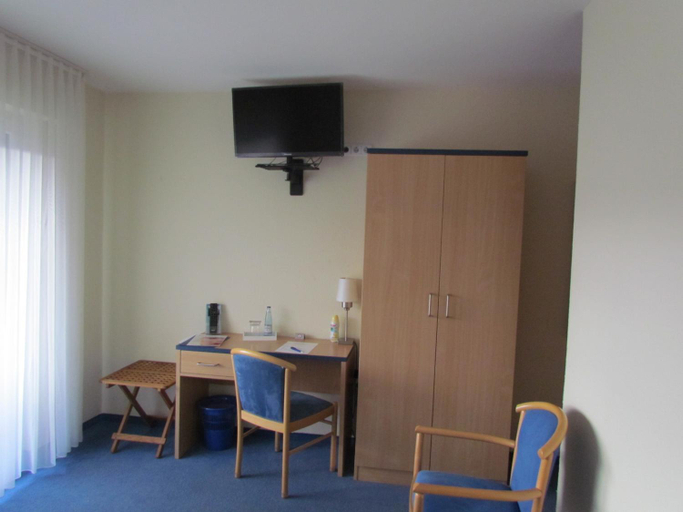Others 4, Hotel garni Zum Drosten, Märkischer Kreis