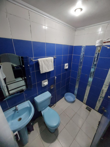 Bathroom 3, Sagwe Furnished Apartments, Kibra