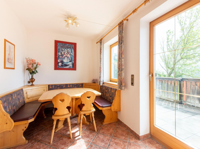 Others 5, Welcoming apartment in Stummerberg with terrace, Schwaz