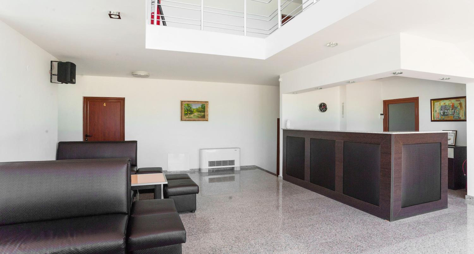 Public Area, Villa Trakia, Tundzha