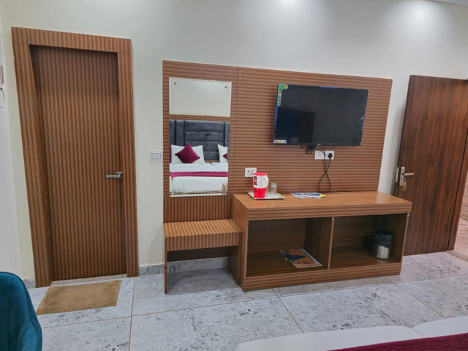 Others 5, Satya Residency, Reasi