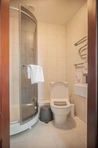 Bathroom 3, SanMari, Daugavpils