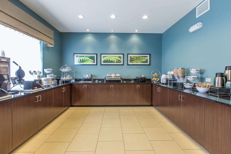 Food & Drinks 5, Sleep Inn & Suites Clintwood, Dickenson