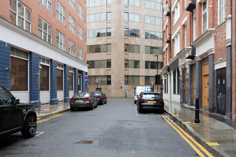 Others 3, Elegant Apartment near Spitalfields Market, London