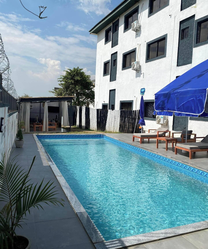 Sport & Beauty, Porsche Apartment, AbujaMun