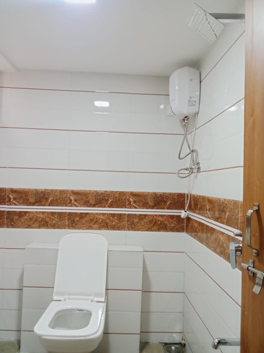 Bathroom 3, HOTEL RK VILLA, Vadodara