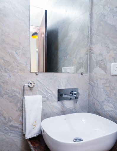 Bathroom, Sea Horizon Resort, North Goa