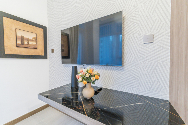 Bathroom, Charm Studio – Fully Furnished with Style, Dubai