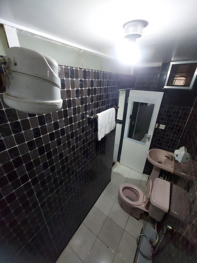 Bathroom 3, Sagwe Furnished Apartments, Kibra