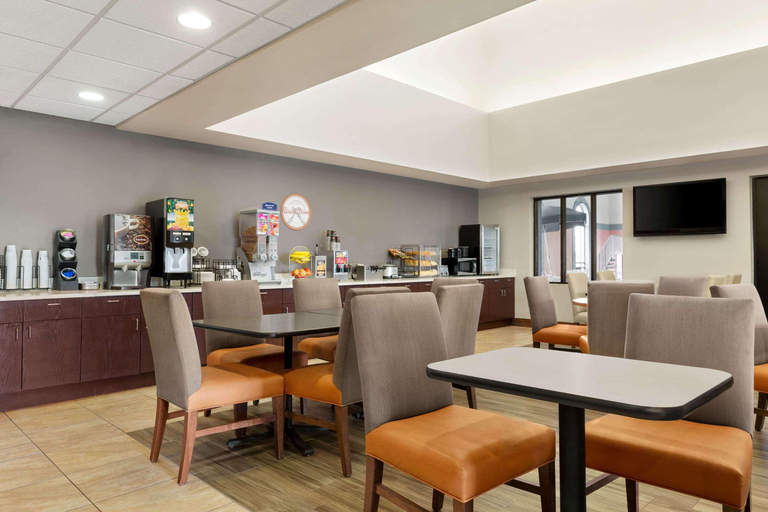 Public Area 2, Howard Johnson by Wyndham Billings, Yellowstone