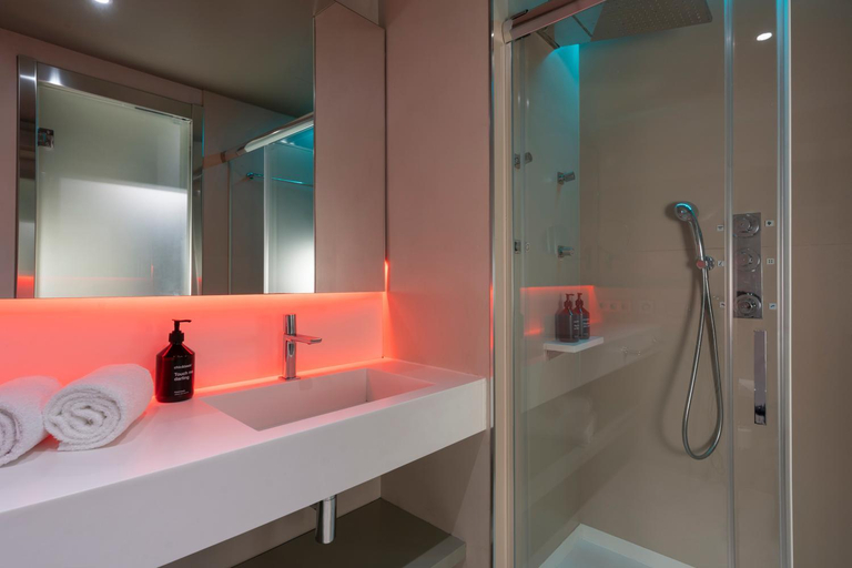 Bathroom 3, Hotel Reding Croma, Barcelona
